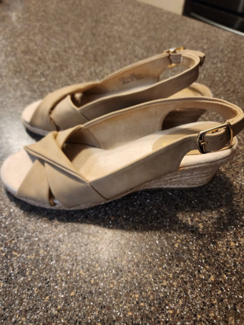 Easy Street size 8